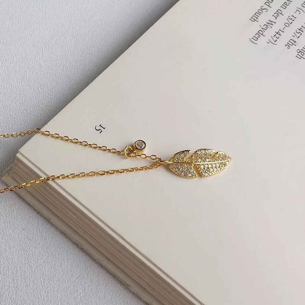 S925 Leaf Necklace - image 1
